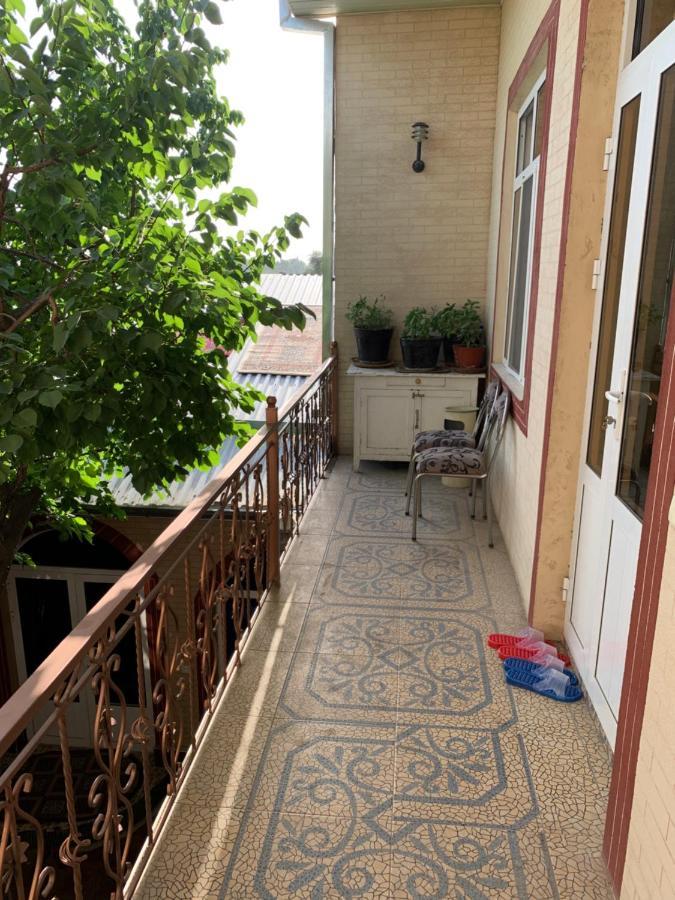 Muharram Homestay In The Neighborhood Of The Registan Square, 家族 ゲストハウス Samarkand Exteriör bild