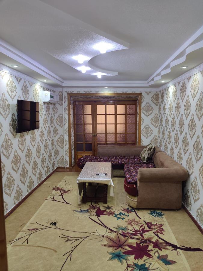 Muharram Homestay In The Neighborhood Of The Registan Square, 家族 ゲストハウス Samarkand Exteriör bild