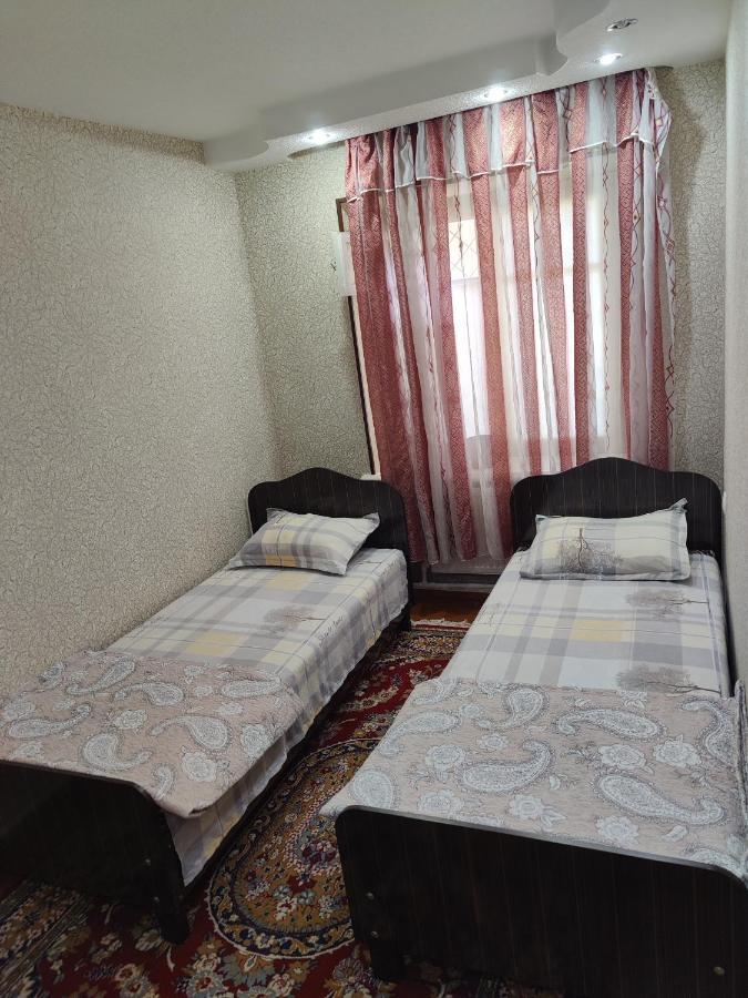 Muharram Homestay In The Neighborhood Of The Registan Square, 家族 ゲストハウス Samarkand Exteriör bild