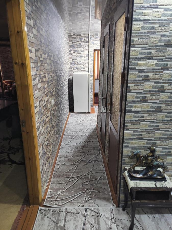 Muharram Homestay In The Neighborhood Of The Registan Square, 家族 ゲストハウス Samarkand Exteriör bild