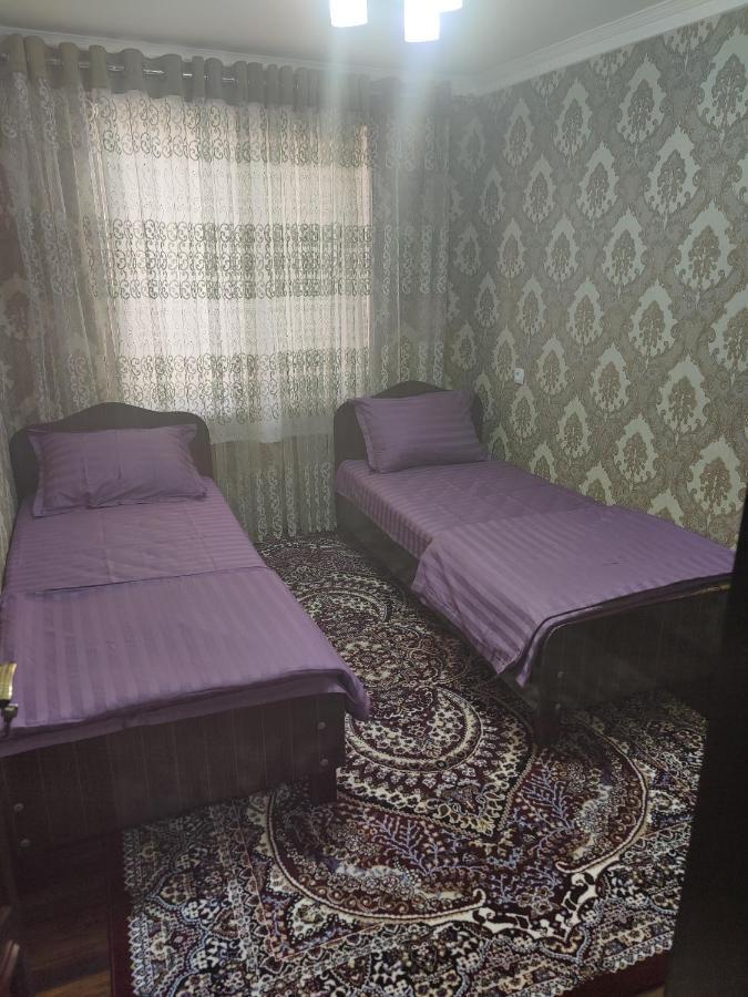 Muharram Homestay In The Neighborhood Of The Registan Square, 家族 ゲストハウス Samarkand Exteriör bild