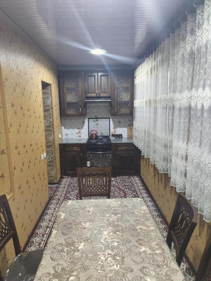 Muharram Homestay In The Neighborhood Of The Registan Square, 家族 ゲストハウス Samarkand Exteriör bild