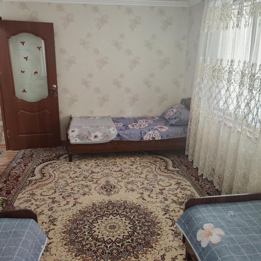 Muharram Homestay In The Neighborhood Of The Registan Square, 家族 ゲストハウス Samarkand Exteriör bild