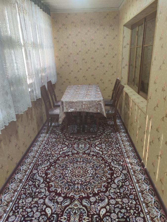 Muharram Homestay In The Neighborhood Of The Registan Square, 家族 ゲストハウス Samarkand Exteriör bild