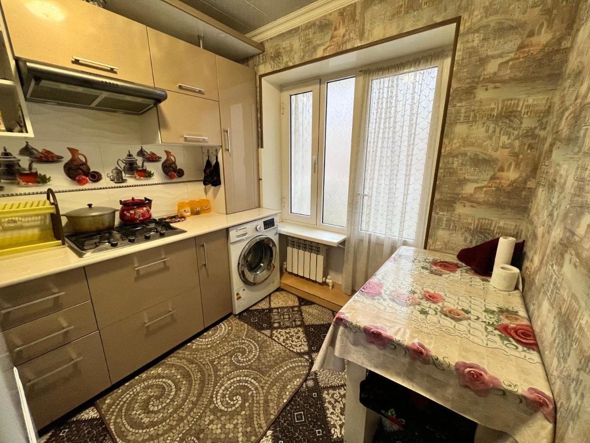 Muharram Homestay In The Neighborhood Of The Registan Square, 家族 ゲストハウス Samarkand Exteriör bild